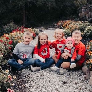 Meet your Posher, Johnbrigette